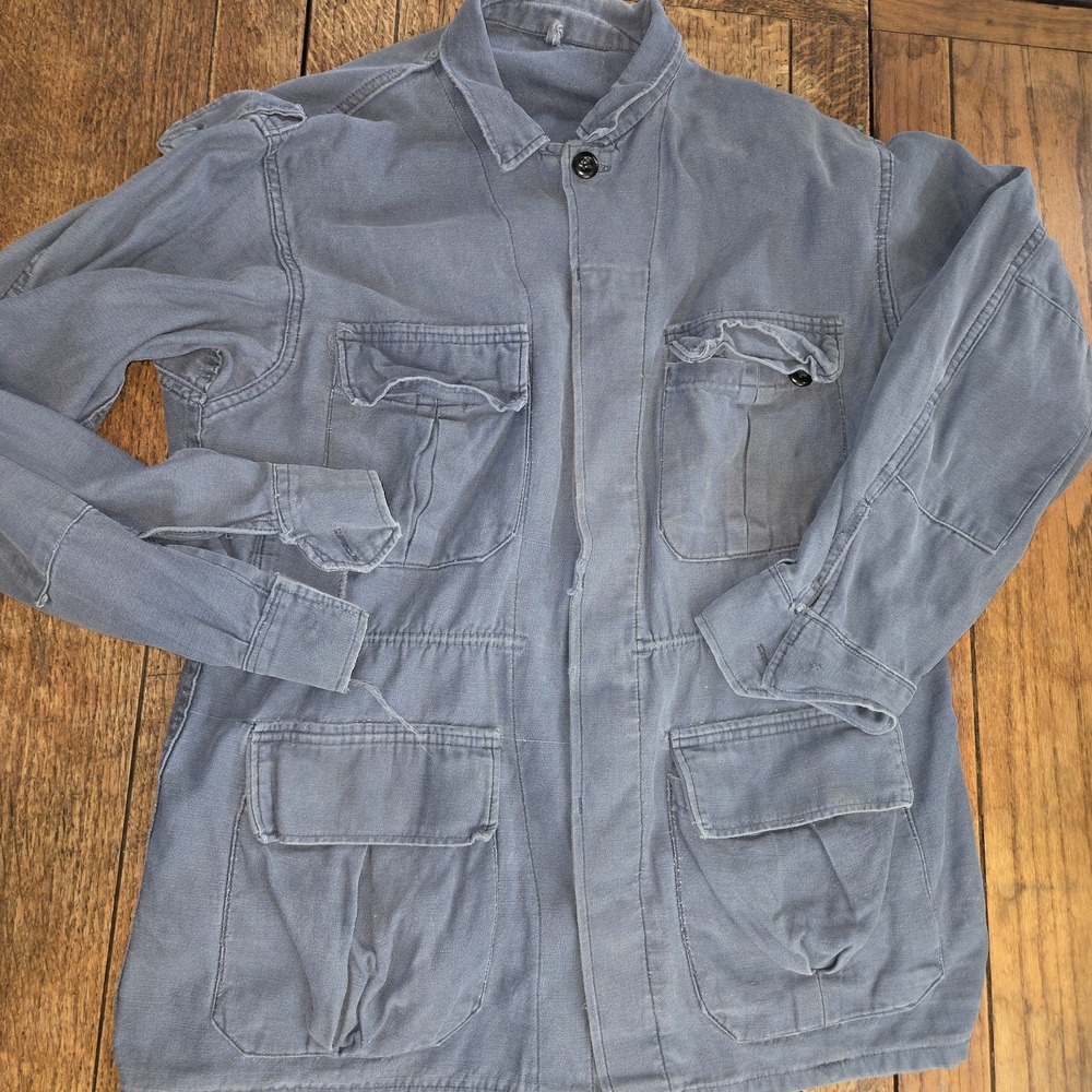 True Vintage 60s French Military Uniform Chore Jacket Pale Blue Medium/large War